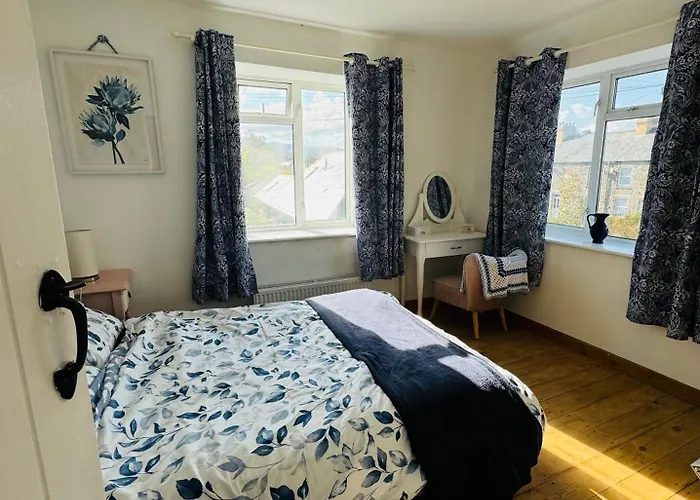 2 Bedroom Apartment Brecon