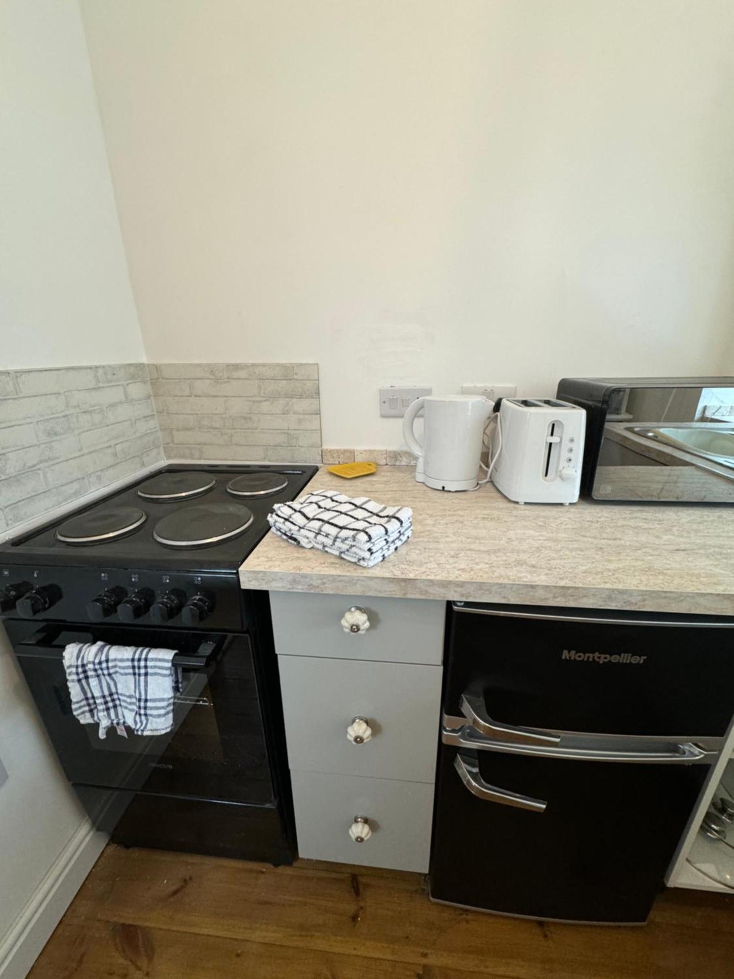 2 Bedroom